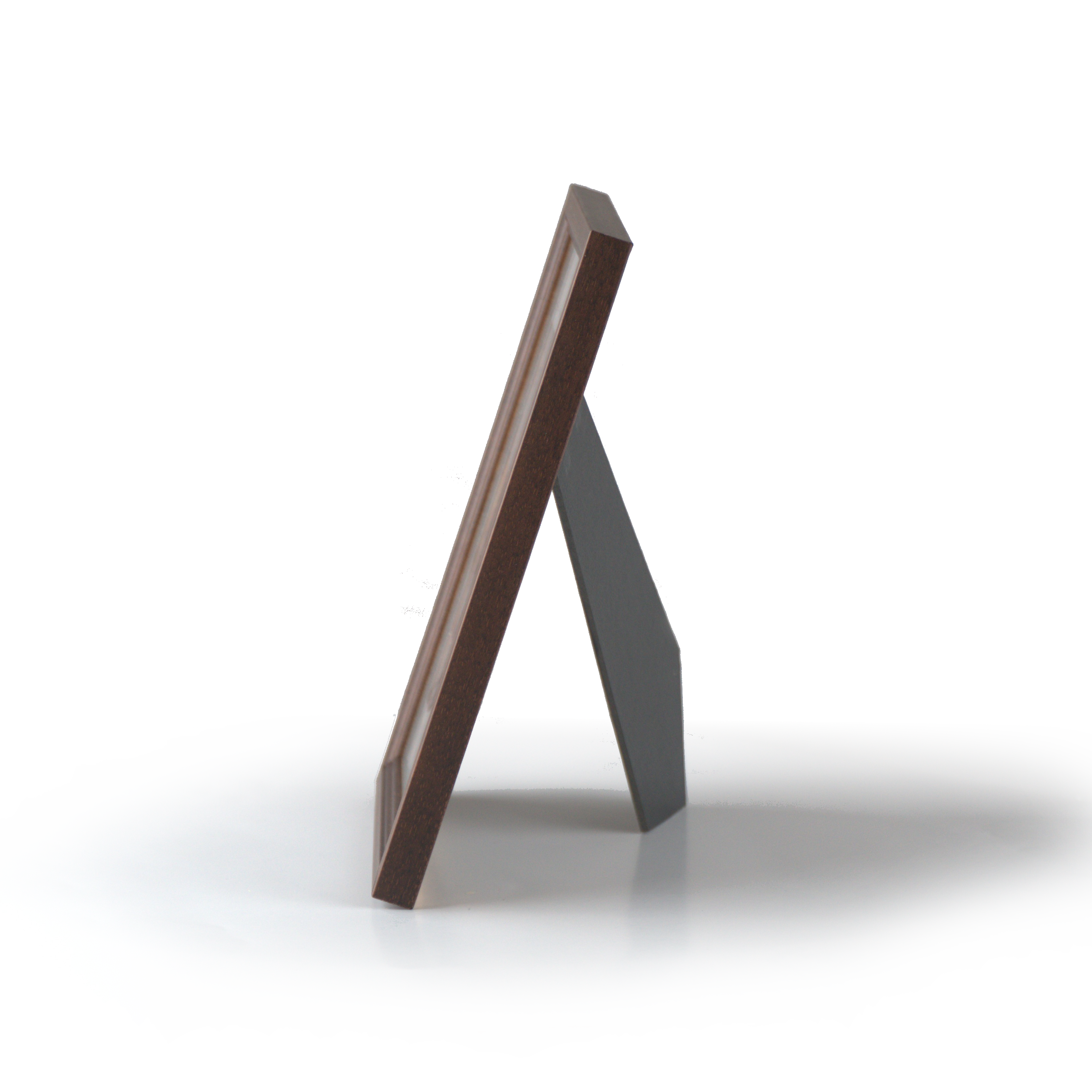 Seitenansicht eines braunen Holz-Bilderrahmens mit Aufsteller – schlankes, modernes Design