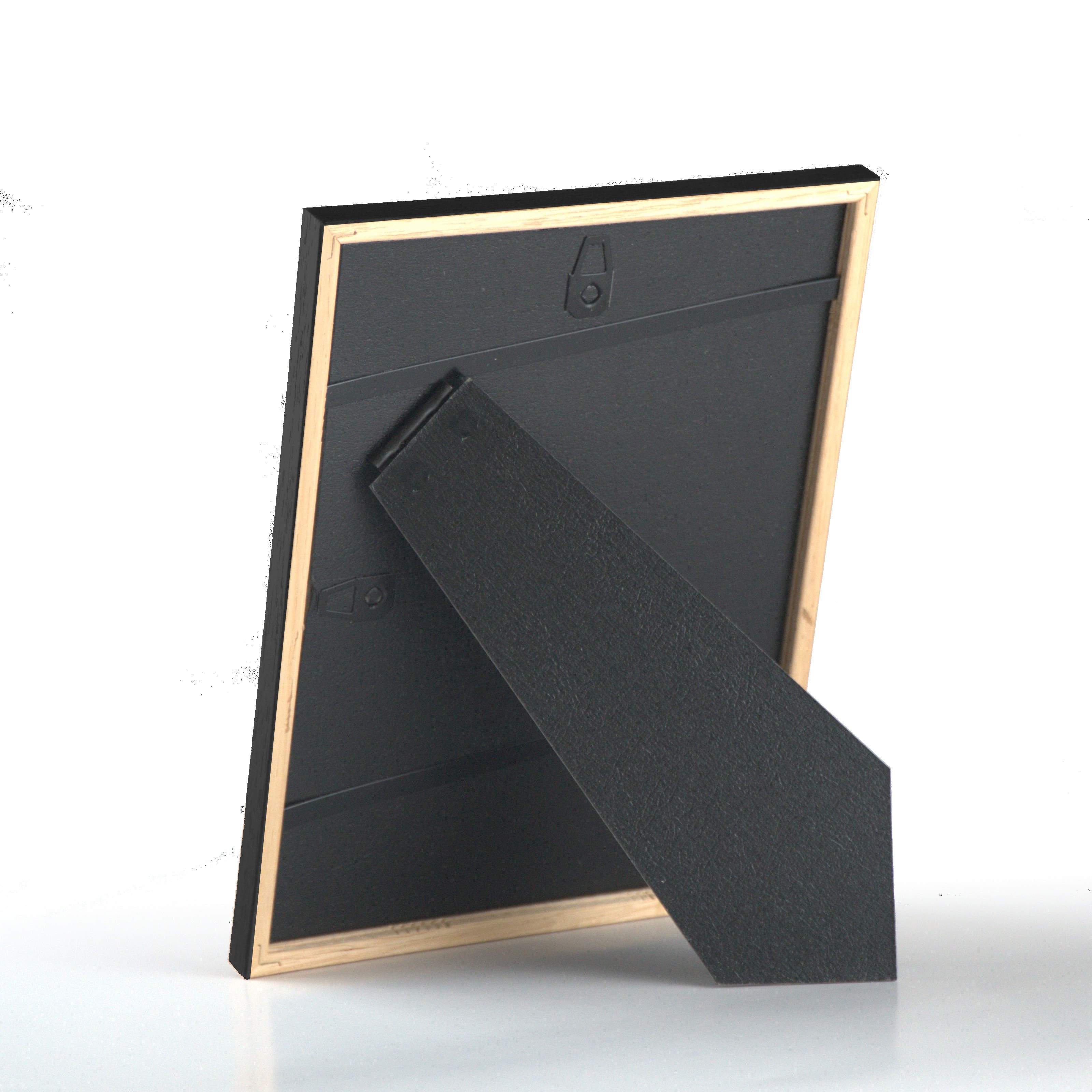 Eleganter schwarzer Holzrahmen von hinten mit Standfuß – moderner Bilderrahmen für stilvolles Wohndesign und kreative Einrichtung