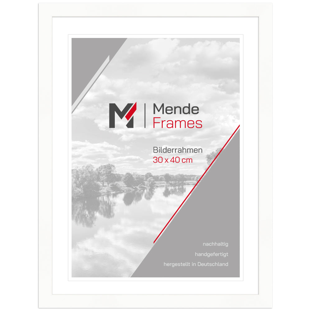 Bilderrahmen aus Holz mit Passepartout – nachhaltiger, handgefertigter Rahmen von Mende Frames für Fotos und Poster.