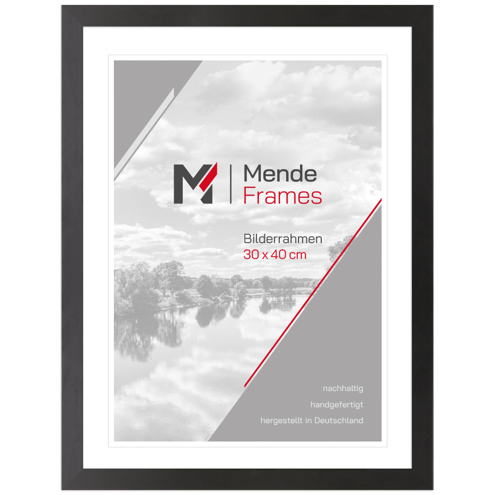 Bilderrahmen aus Holz mit Passepartout – nachhaltiger, handgefertigter Rahmen von Mende Frames für Fotos und Poster.