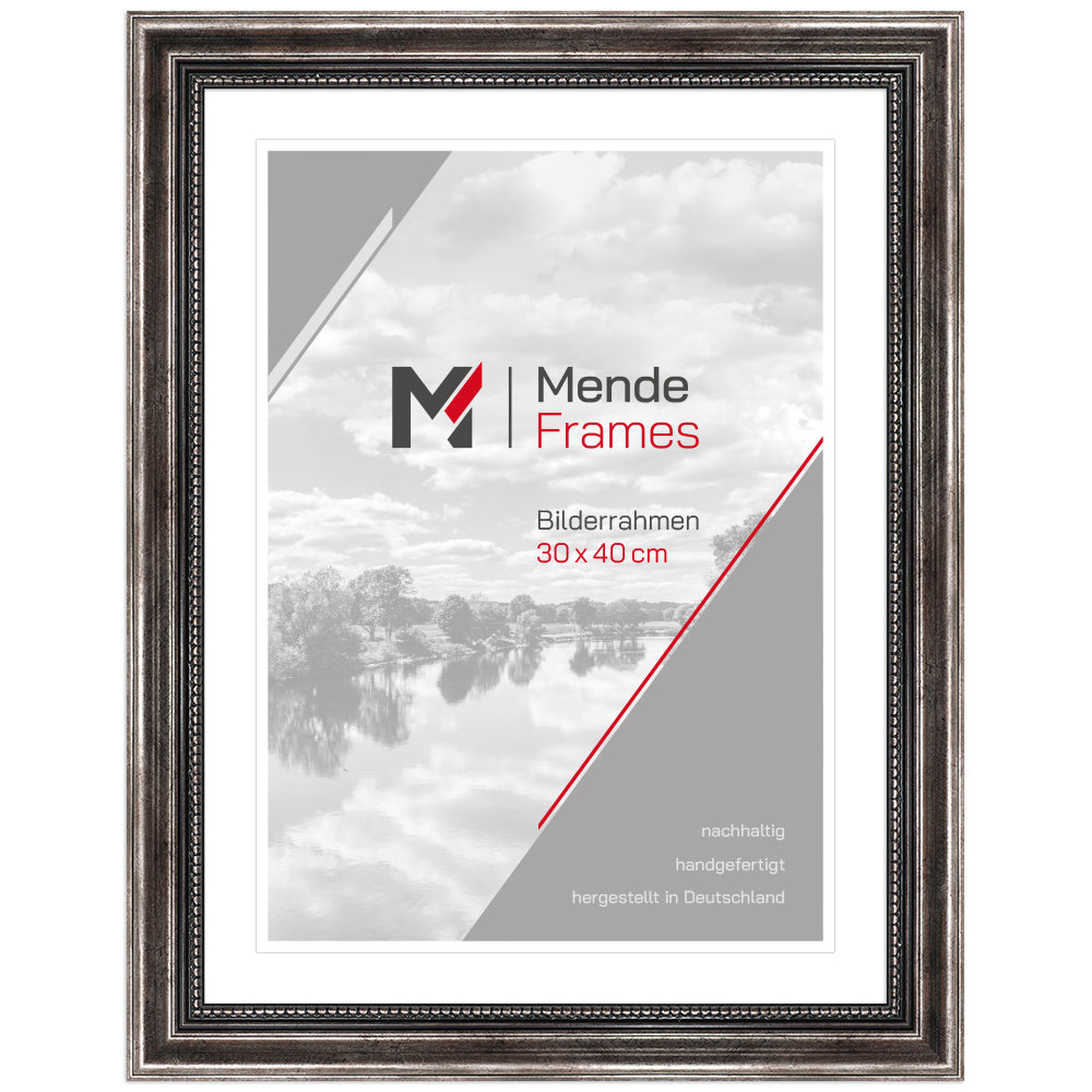 Barock Bilderrahmen aus Holz mit Passepartout – nachhaltiger, handgefertigter Rahmen von Mende Frames für Fotos und Poster.