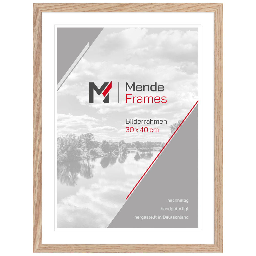 Bilderrahmen aus Holz mit Passepartout – nachhaltiger, handgefertigter Rahmen von Mende Frames für Fotos und Poster.