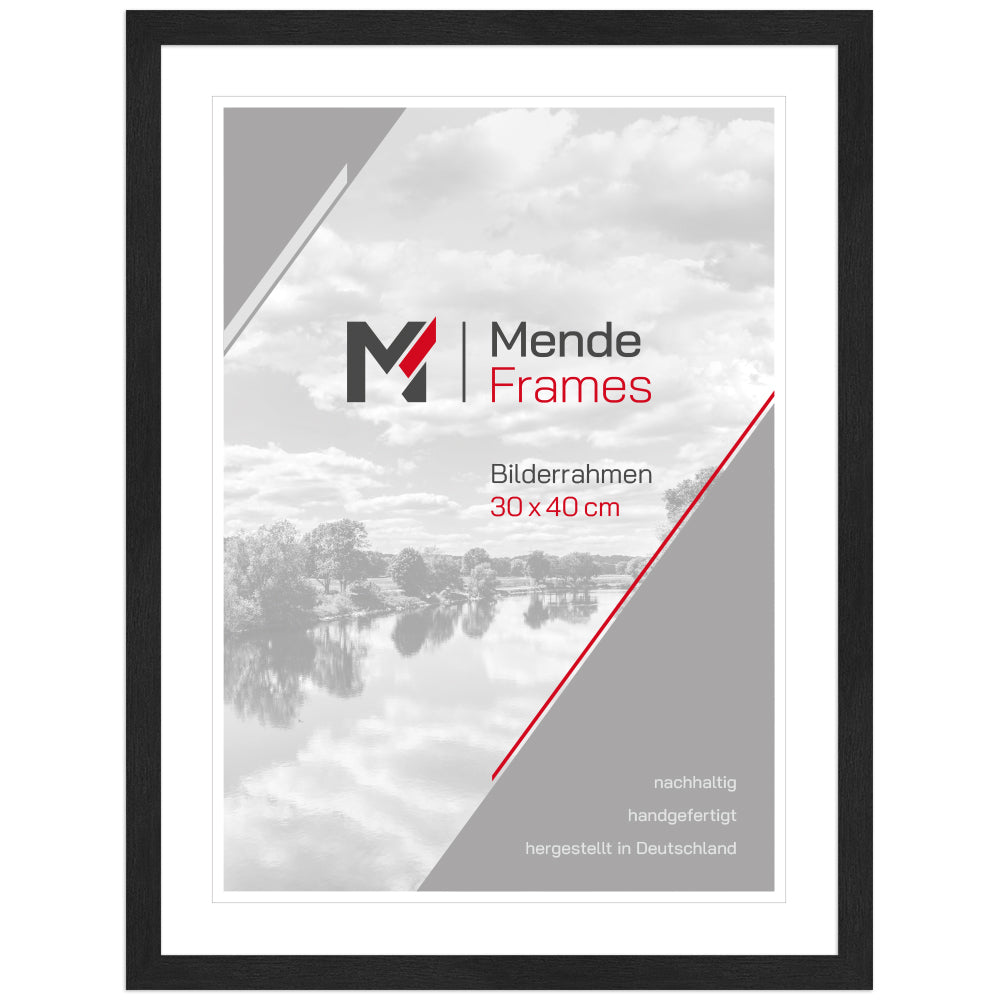 Bilderrahmen aus Holz mit Passepartout – nachhaltiger, handgefertigter Rahmen von Mende Frames für Fotos und Poster.