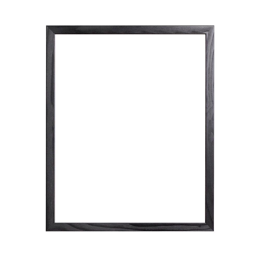 Totale eines Vollholz Bilderrahmens in Fichte Schwarz matt