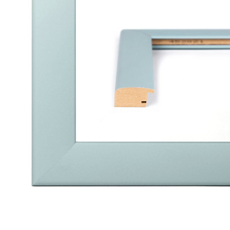 Gehrung eines Bilderrahmens im Pastell Farbton Pastelltürkis mit rundem, modernen Profil