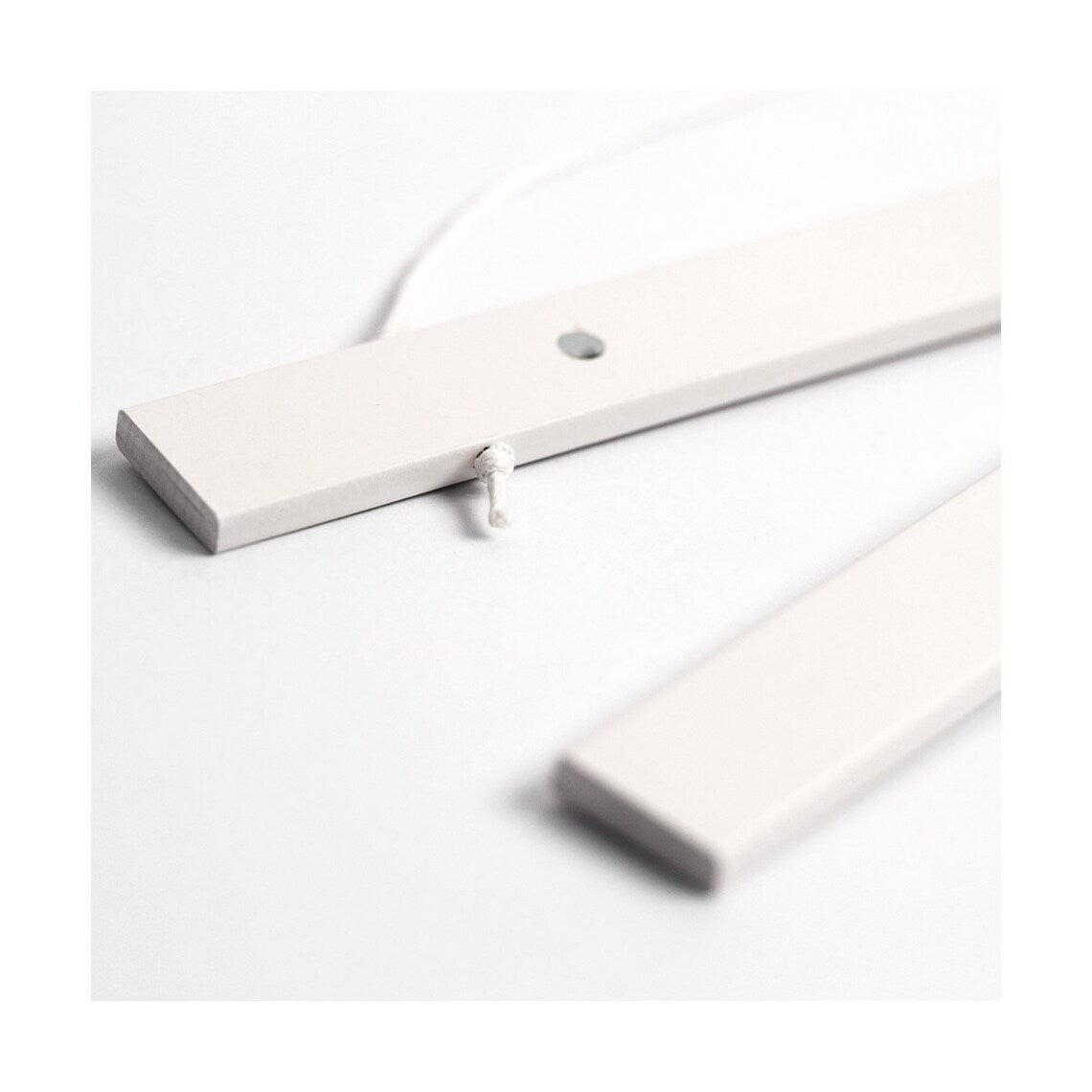 Posterleiste Magnus Weiß