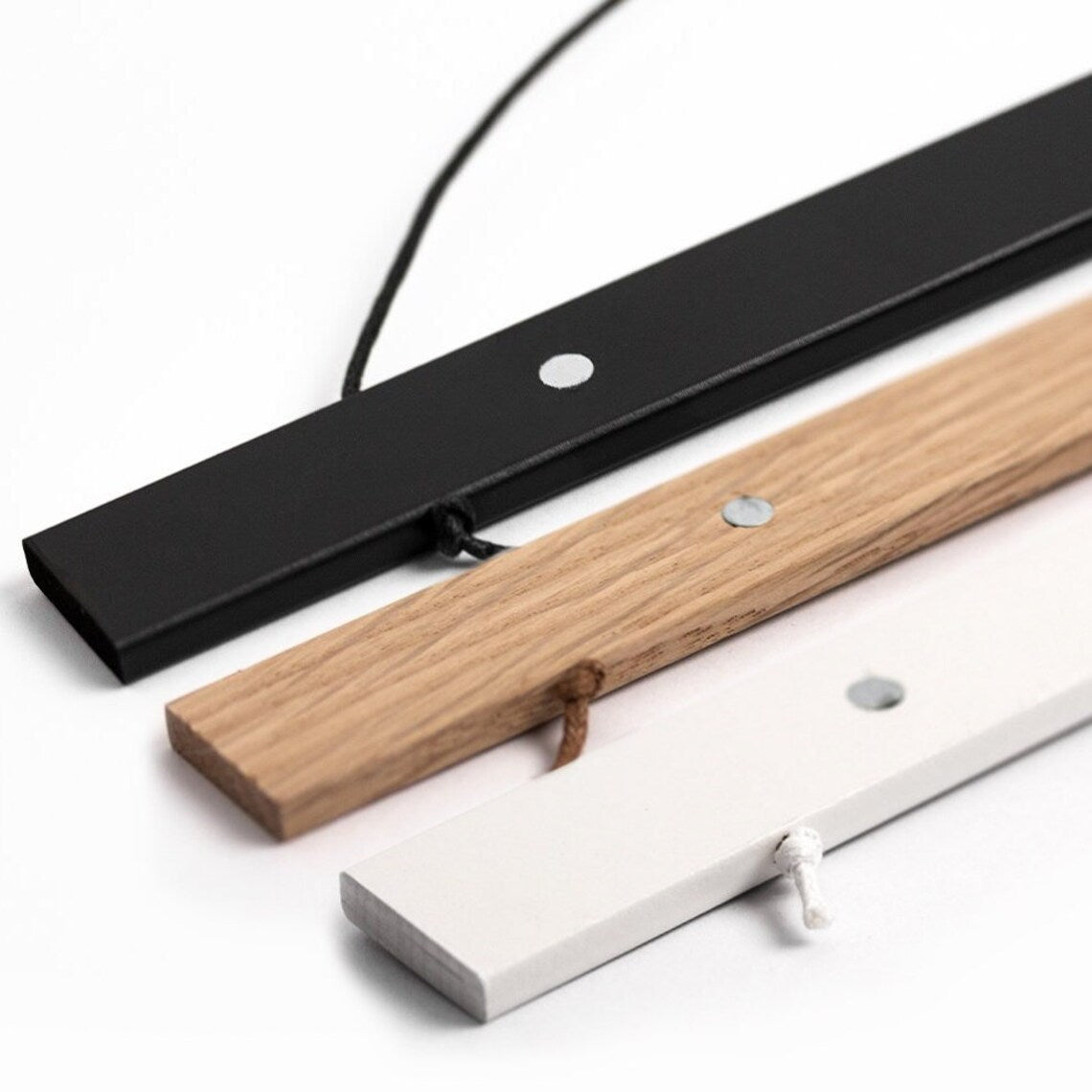 Posterleiste Magnus Weiß