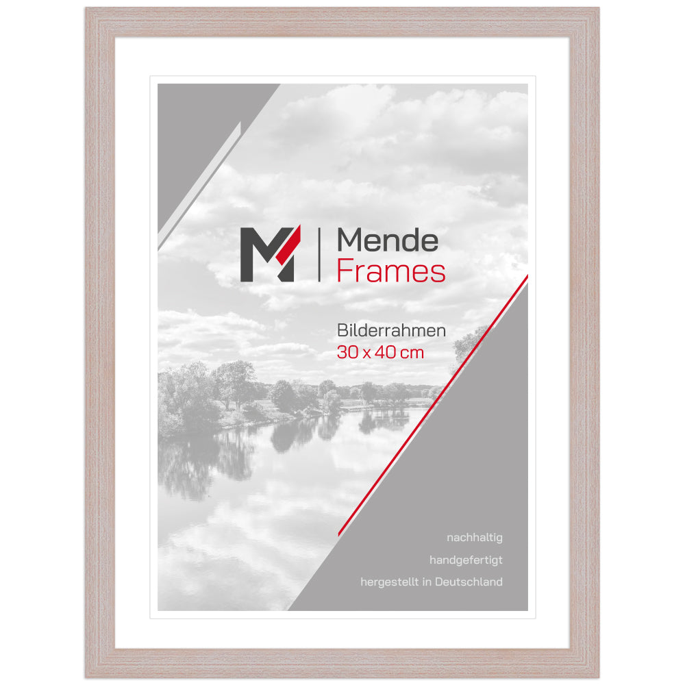 Bilderrahmen aus Holz mit Passepartout – nachhaltiger, handgefertigter Rahmen von Mende Frames für Fotos und Poster.