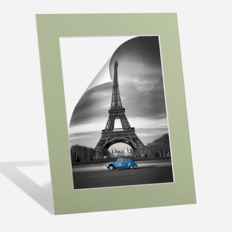 Passepartout mit Bild des Eifelturms 