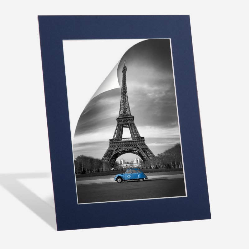Passepartout mit Bild des Eifelturms 
