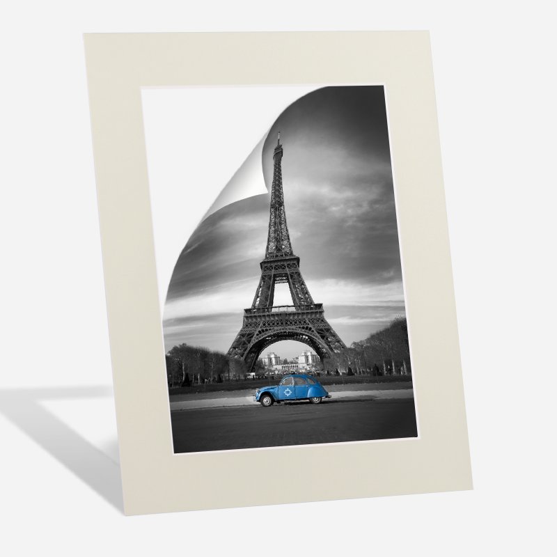 Passepartout mit Bild des Eifelturms 