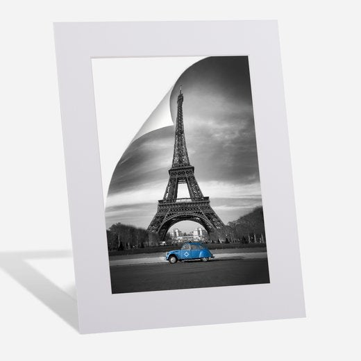 Passepartout mit Bild des Eifelturms 